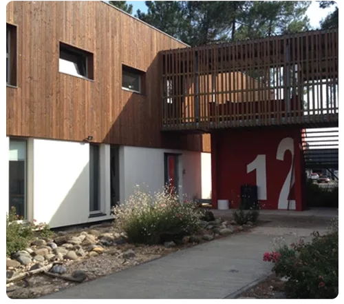 Martillac entreprise garde enfant crèche Technopole Bordeaux